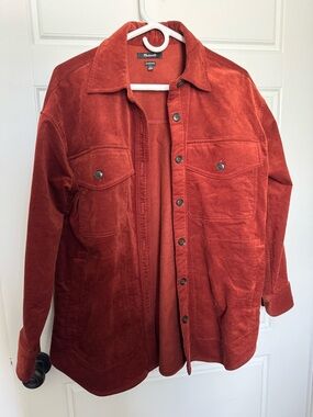 Madewell Corduroy Twill Oversized Shirt Jacket in Stained Mahogany, Size Small